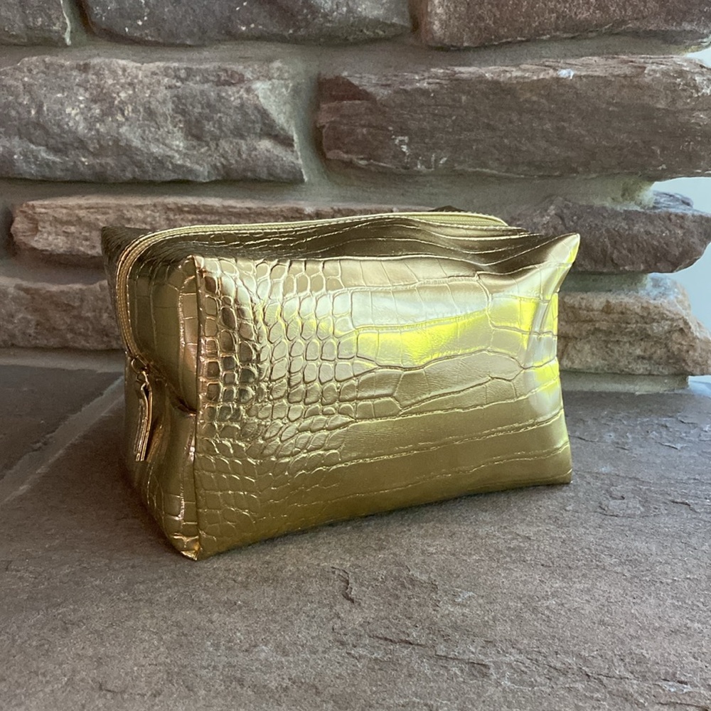 Gold Beauty Bag: 35 Samples